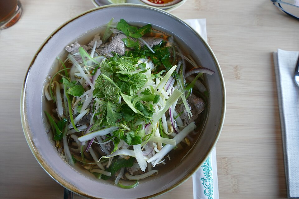 Phở bò in a German restaurant 02